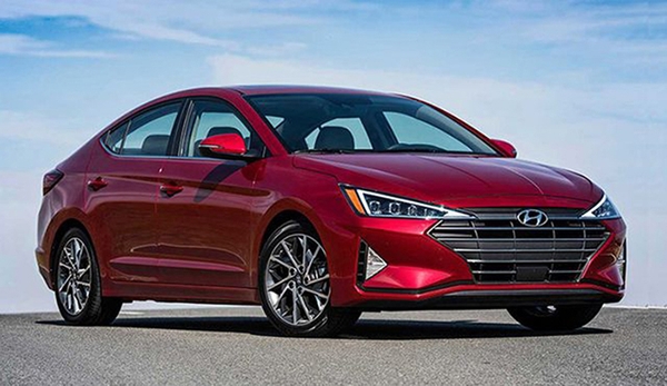 Hyundai Elantra 2022 giá lăn bánh tháng 3 TSKT đánh giá chi tiết